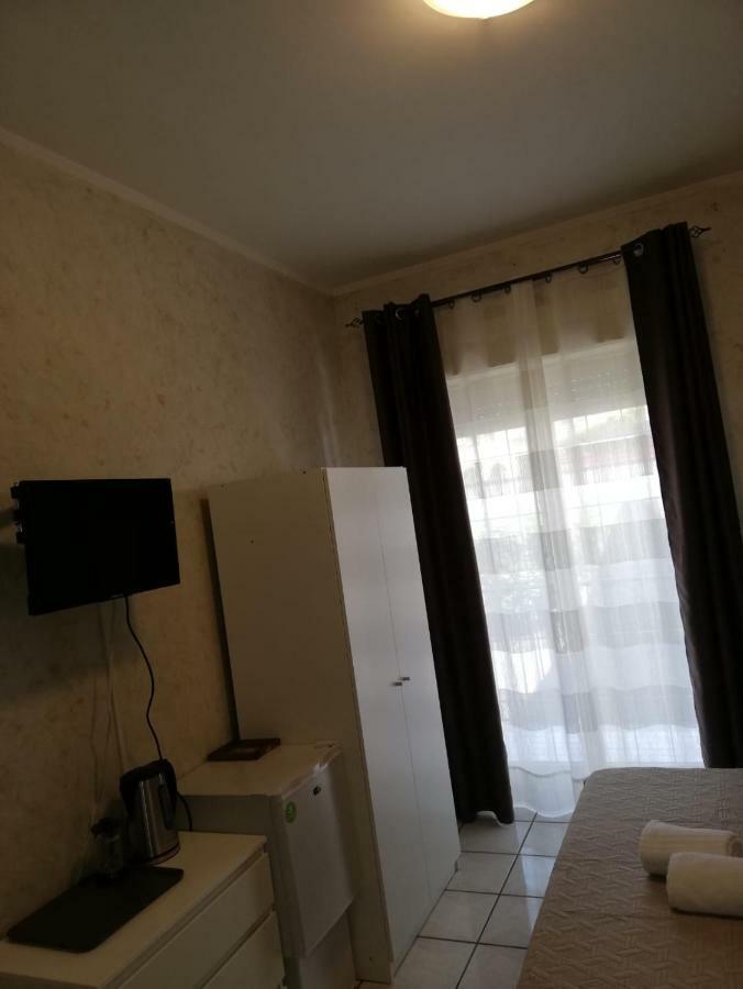 B & B Amici Dell'Etna Николози Экстерьер фото